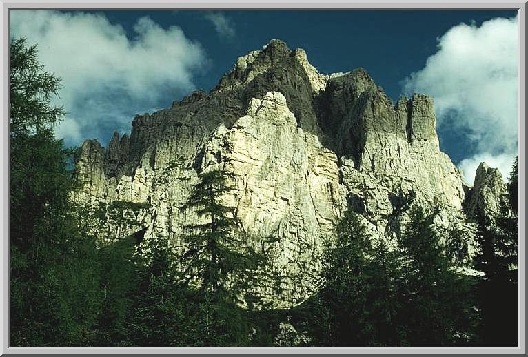 Cresta dele Masenade 2740m, Ansicht aus Richtung Passo Duran